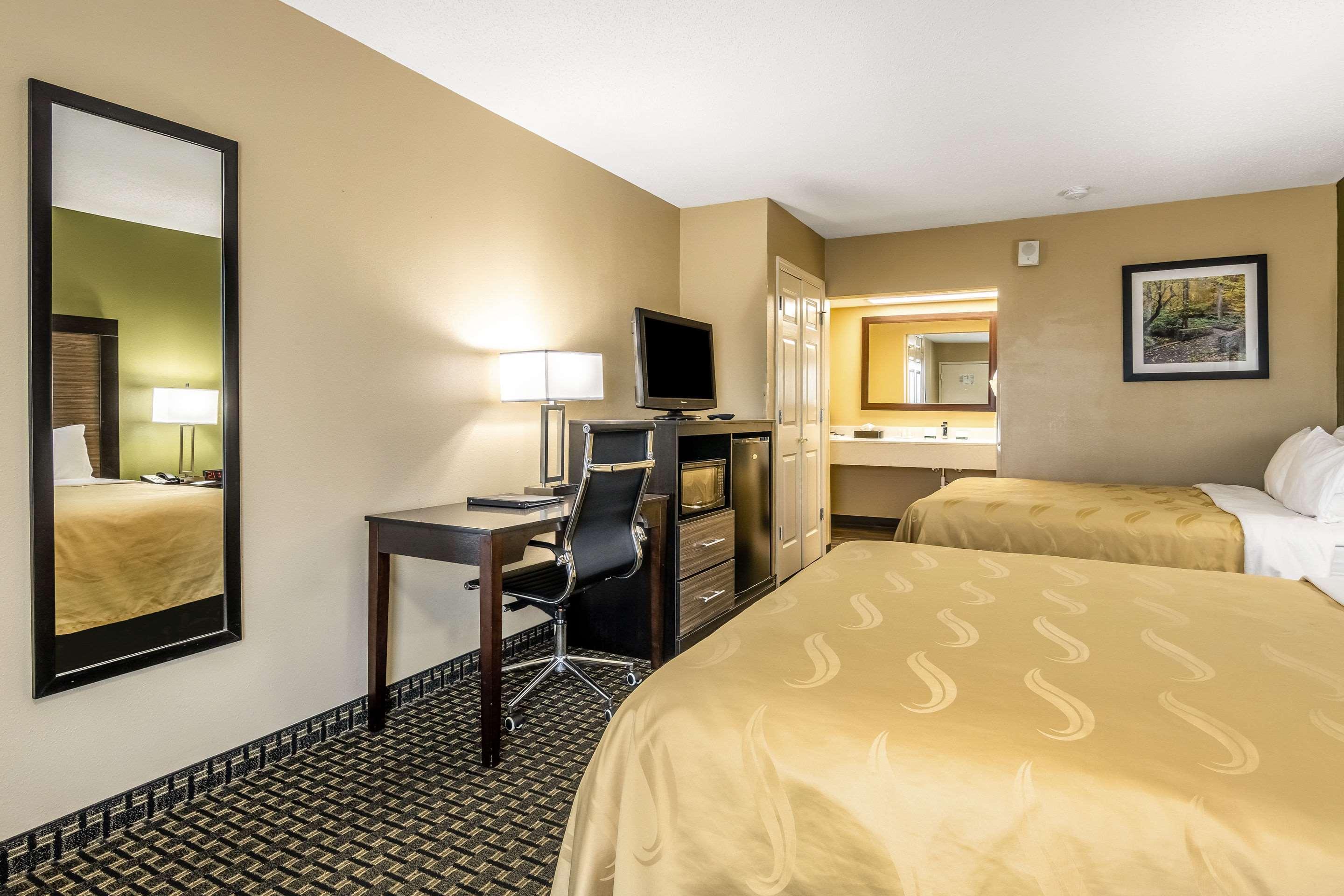 Quality Inn Perry - National Fairgrounds Area Exteriör bild