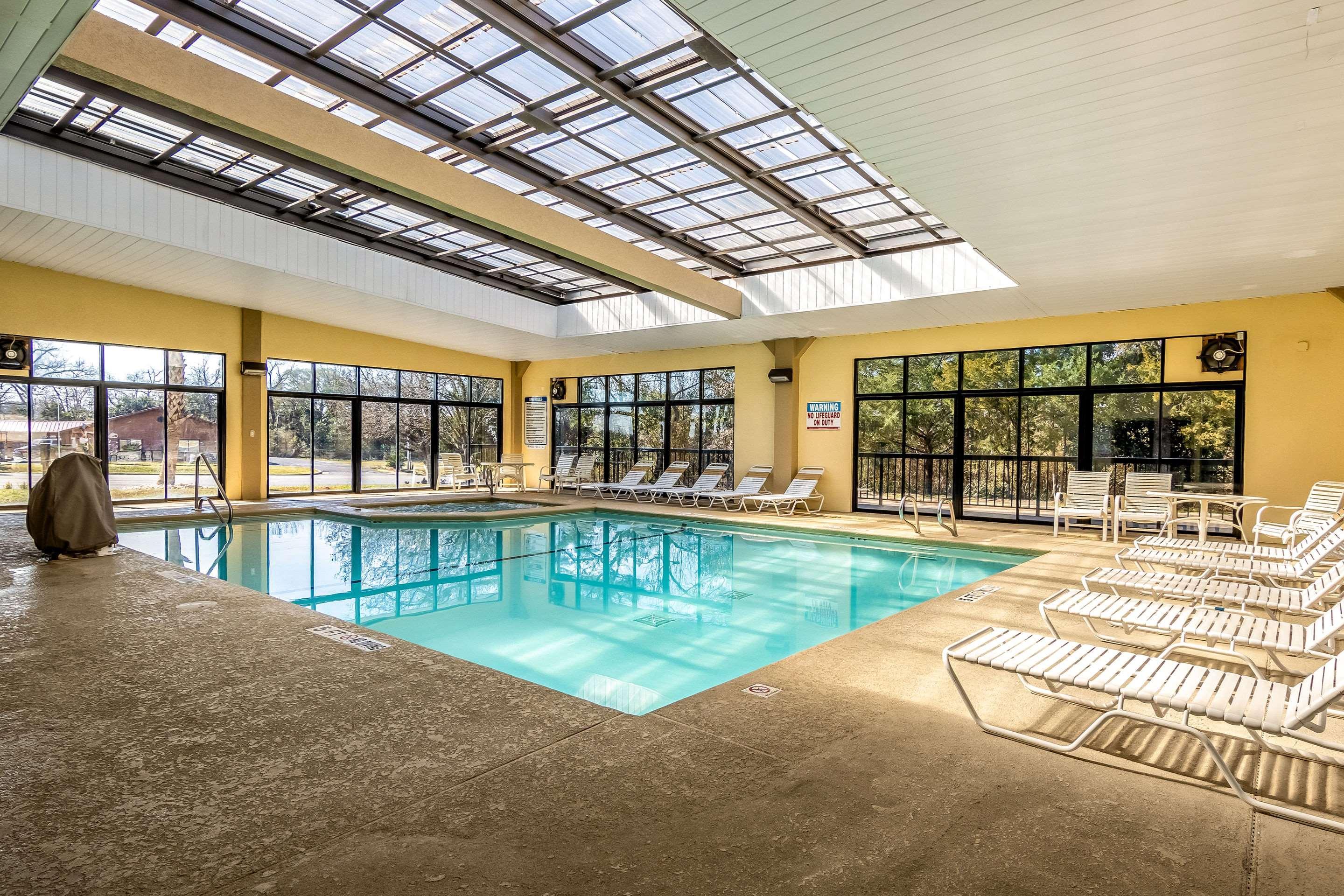 Quality Inn Perry - National Fairgrounds Area Exteriör bild