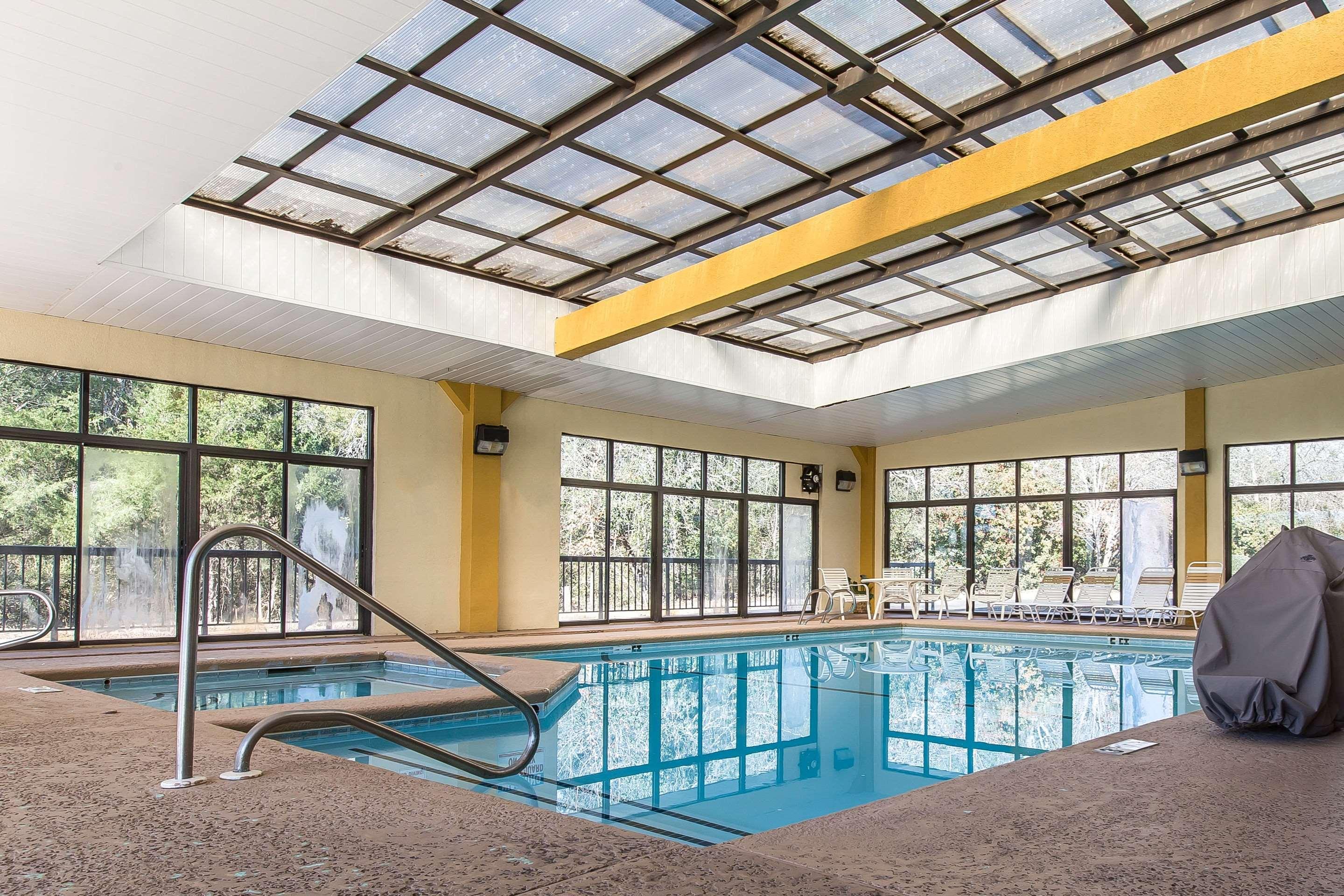 Quality Inn Perry - National Fairgrounds Area Exteriör bild